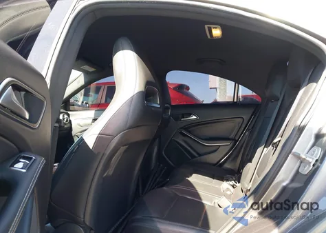 2015 Mercedes-Benz Cla 250 z USA, uszkodzony, nr VIN WDDSJ4EB9FN284804